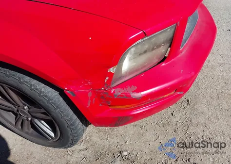 2007 Ford Mustang V6 Deluxe/V6 Premium z USA, uszkodzony, nr VIN 1ZVFT80N375311069